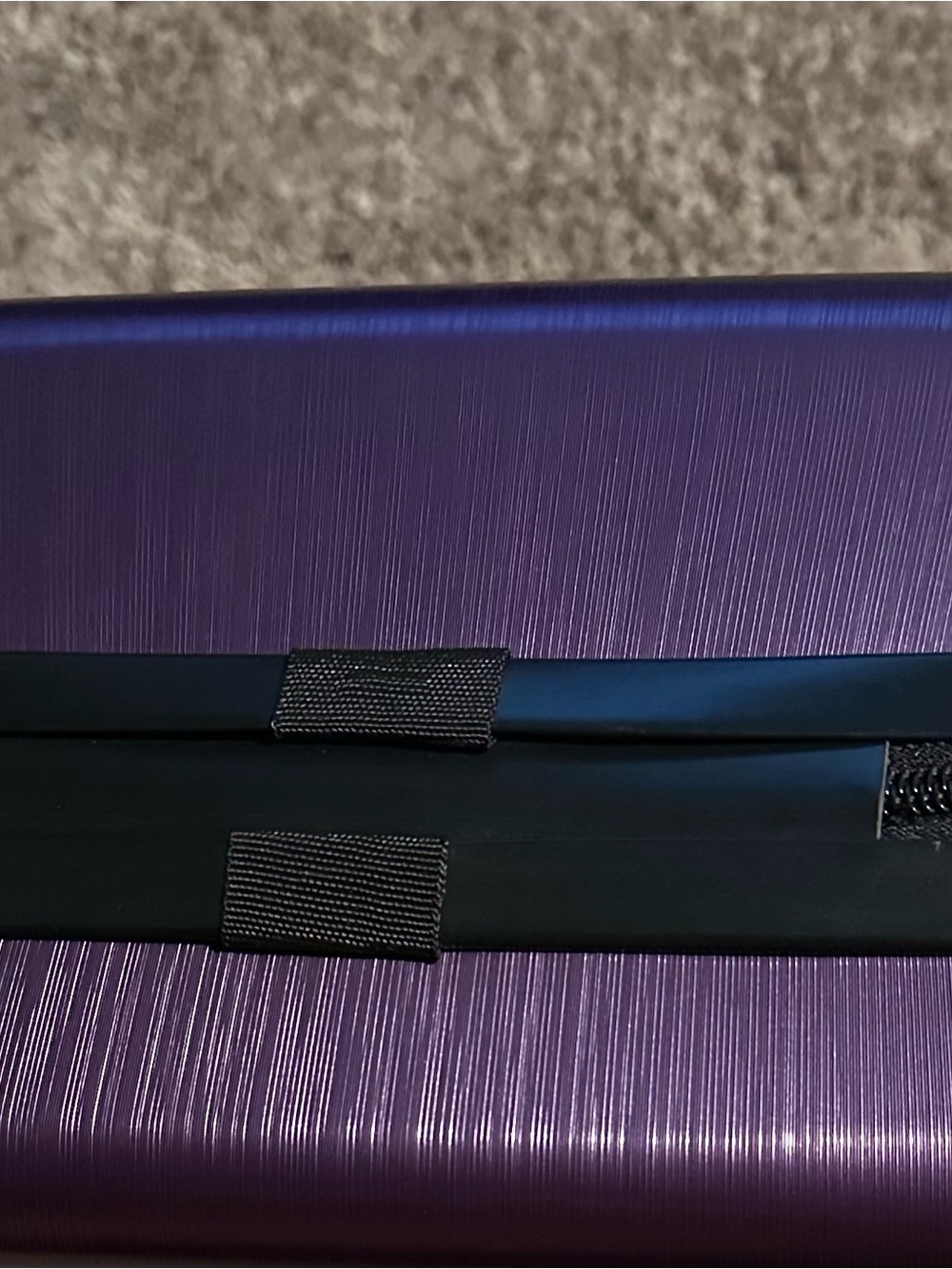 Purple Hard Shell make Suitcase - Picture 11 of 12